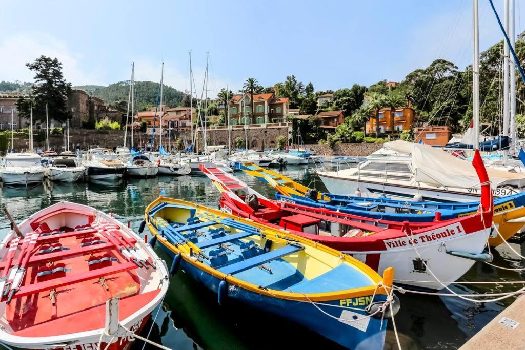 French Riviera 1 Bedroom On The Beach Facing Cannes Théoule-sur-Mer Exterior foto